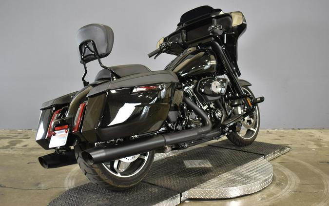 2024 Harley-Davidson Street Glide Vivid Black