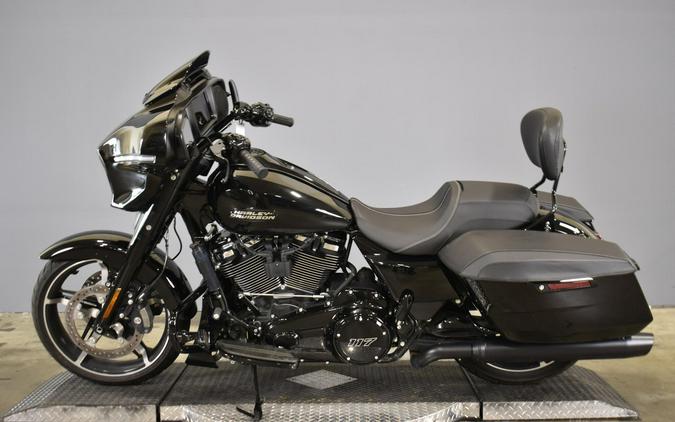 2024 Harley-Davidson Street Glide Vivid Black