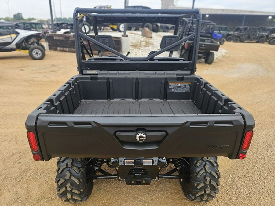 2025 Can-Am Defender DPS HD10