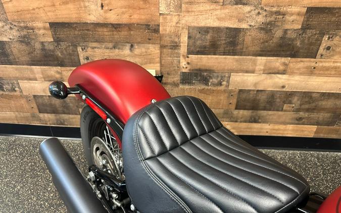 2019 Harley-Davidson® Street Bob® Wicked Red Denim