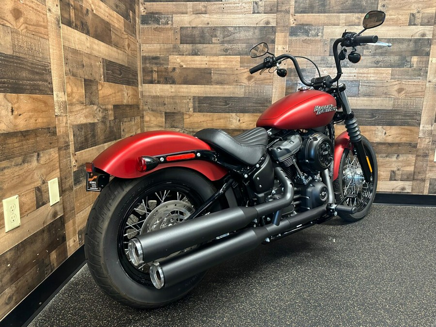 2019 Harley-Davidson Street Bob Wicked Red Denim FXBB