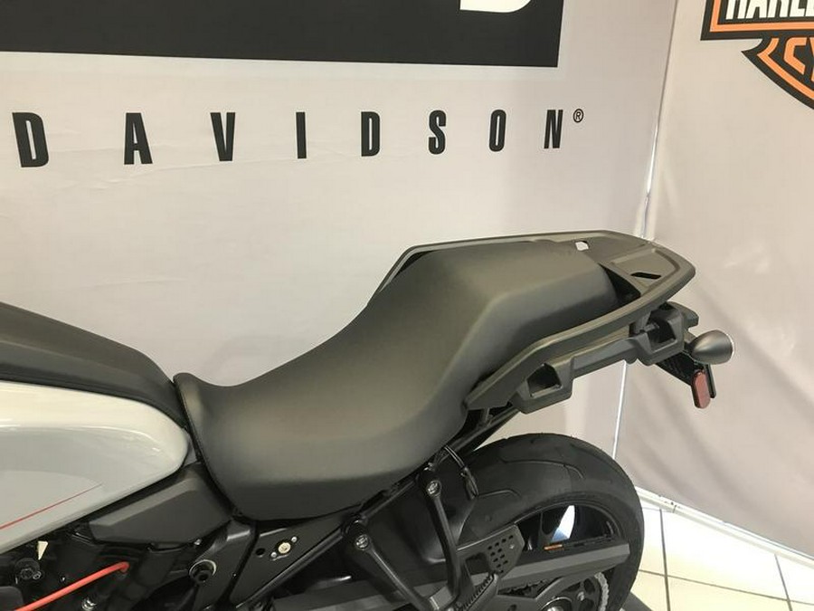 2025 Harley-Davidson® RA1250ST - Pan America® 1250 ST