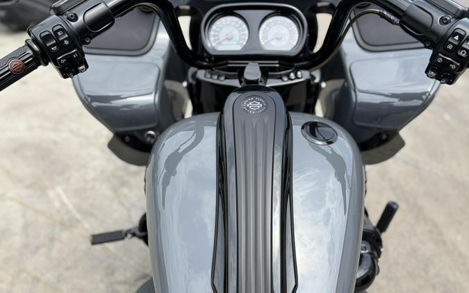 2018 HARLEY ROAD GLIDE CVO ROAD GLIDE