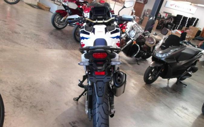 2024 Honda® Africa Twin Adventure Sports ES DCT