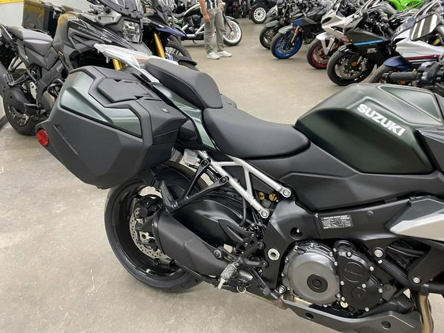 2024 Suzuki GSX-S1000GX Plus