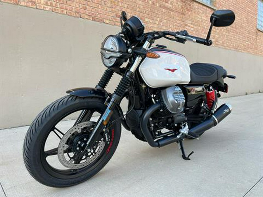 2024 Moto Guzzi V7 Stone Ten