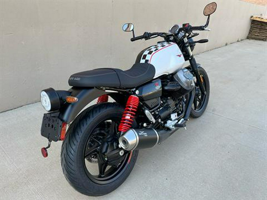 2024 Moto Guzzi V7 Stone Ten