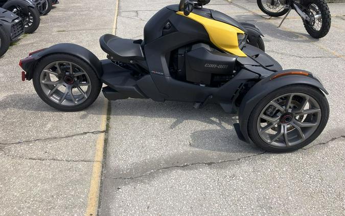 2023 Can-Am® Ryker Rotax 600 ACE Classic Panels