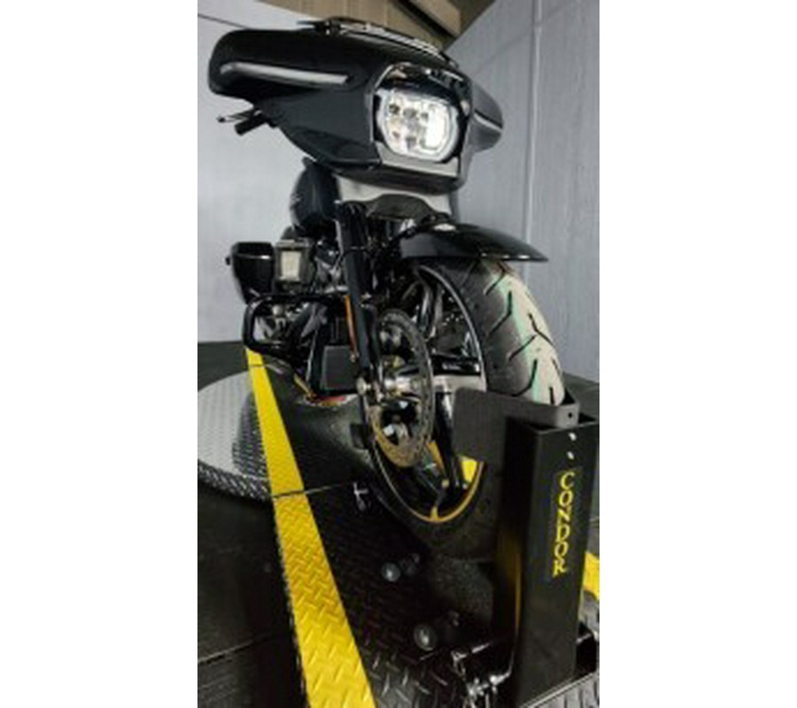 2026 Harley-Davidson® Street Glide® FLHX VIVID BLACK