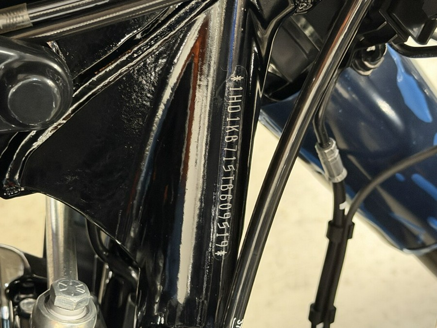 2026 Harley-Davidson® Street Glide® FLHX VIVID BLACK