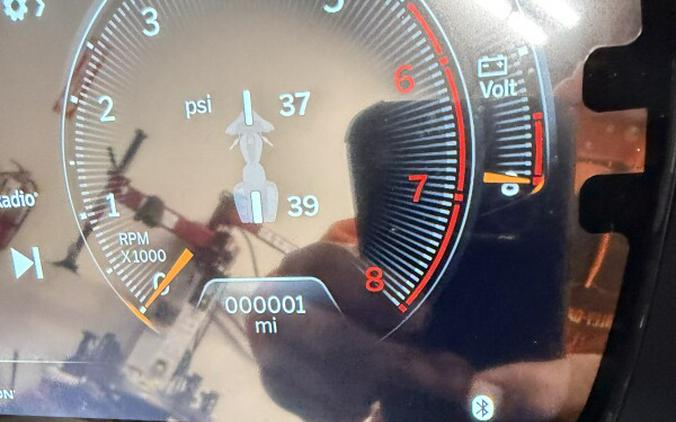 2026 Harley-Davidson® Street Glide® FLHX VIVID BLACK