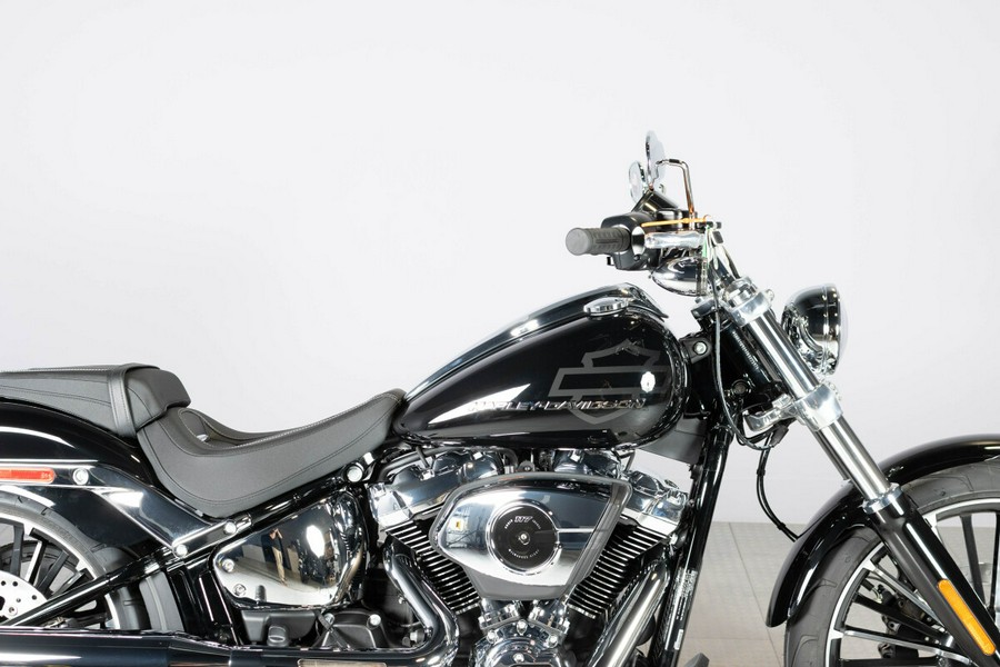 2026 Harley-Davidson Breakout