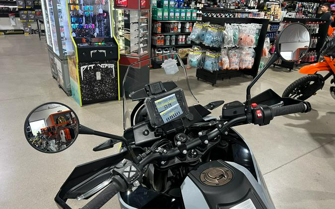 2025 Husqvarna Norden 901