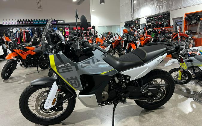 2025 Husqvarna Norden 901
