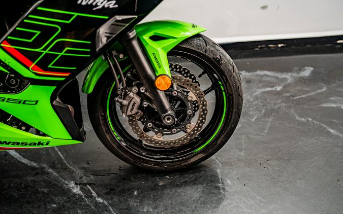 2024 Kawasaki Ninja 650 KRT Edition ABS