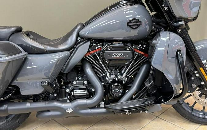 2018 Harley-Davidson® FLHXSE - CVO™ Street Glide®