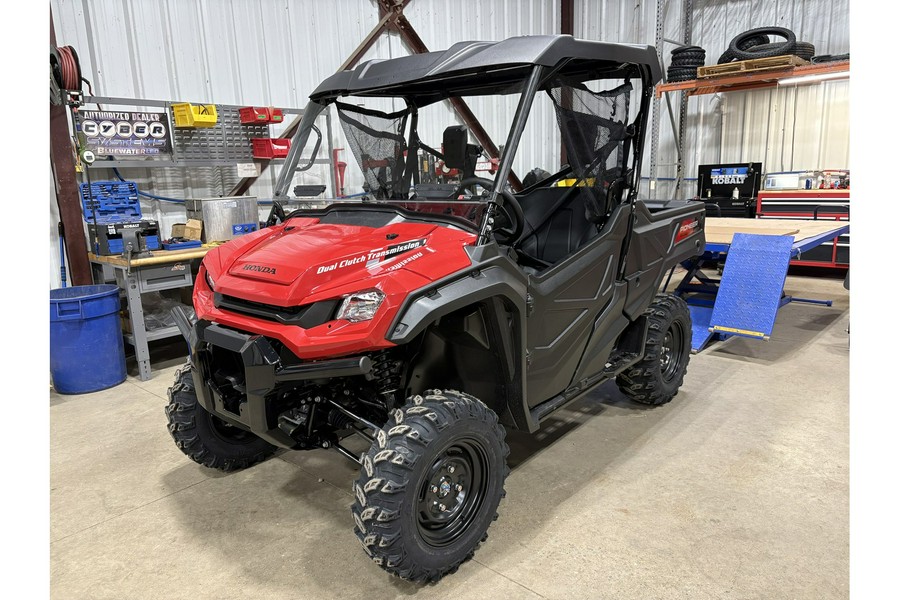 2025 Honda Pioneer 1000 Base