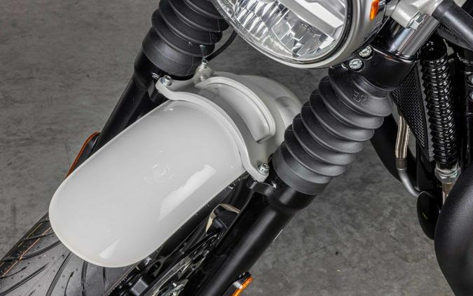 2024 Royal Enfield Continental GT650 Ice Queen - RK700651