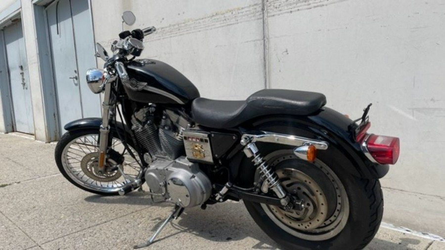 2003 Harley-Davidson® XL883C - Sportster® Custom 833C