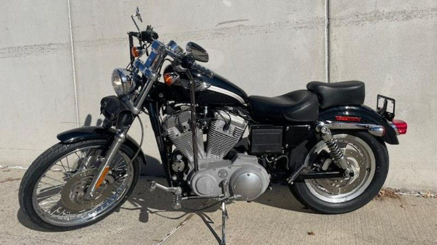 2003 Harley-Davidson® XL883C - Sportster® Custom 833C