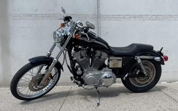 2003 Harley-Davidson® XL883C - Sportster® Custom 833C