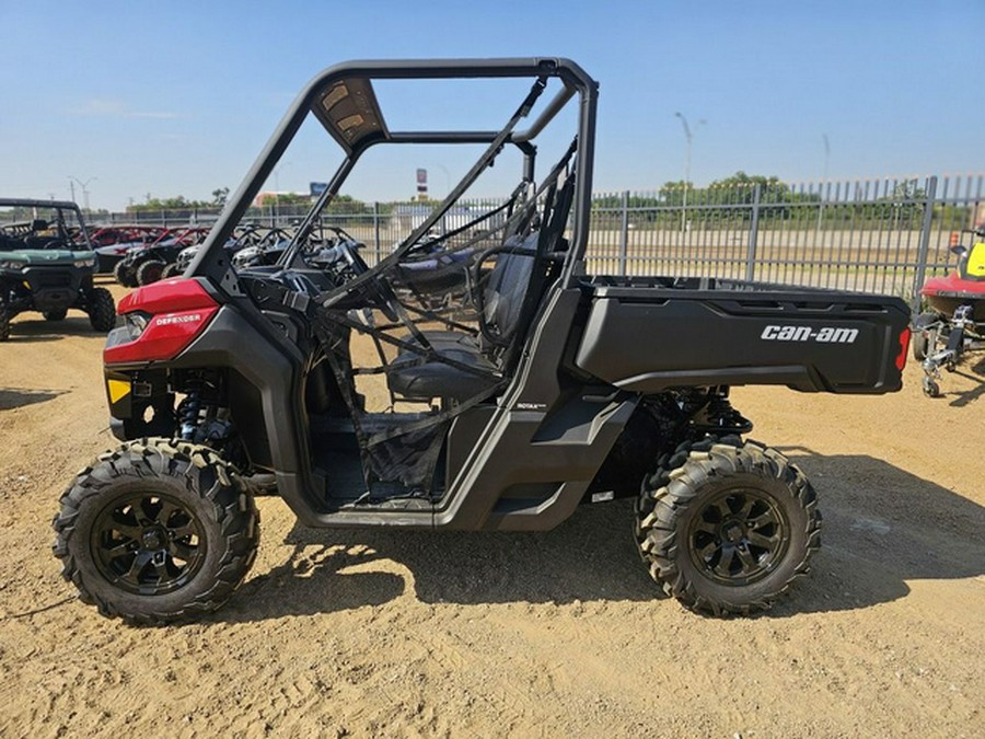 2025 Can-Am Defender DPS HD10