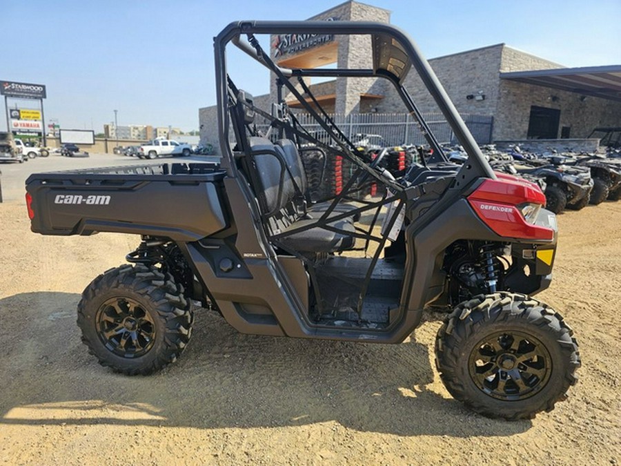 2025 Can-Am Defender DPS HD10