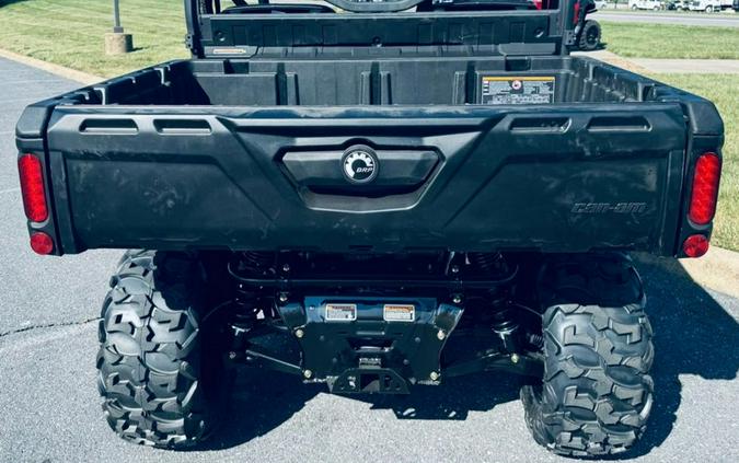 2025 Can-Am® Defender DPS HD9 Stealth Black