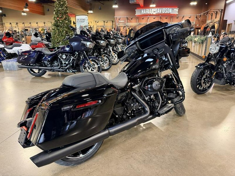 2025 Harley-Davidson® FLHX - Street Glide®