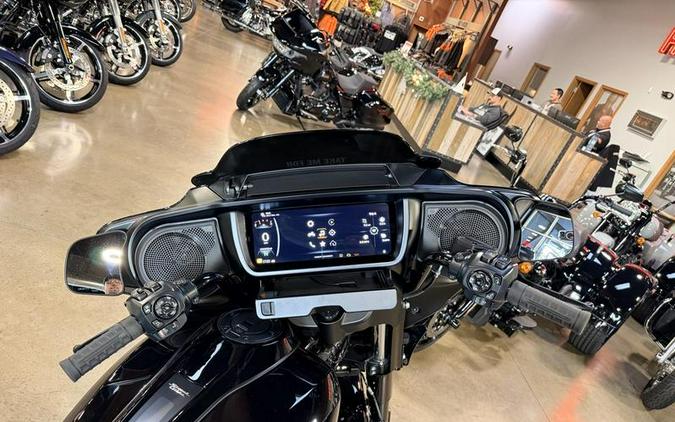 2025 Harley-Davidson® FLHX - Street Glide®