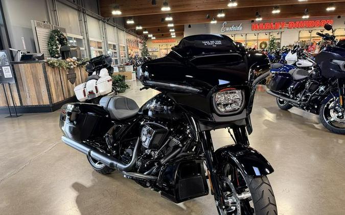 2025 Harley-Davidson® FLHX - Street Glide®