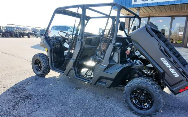 2026 Can-Am® Defender MAX HD7