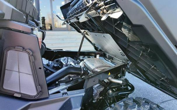 2026 Can-Am® Defender MAX HD7