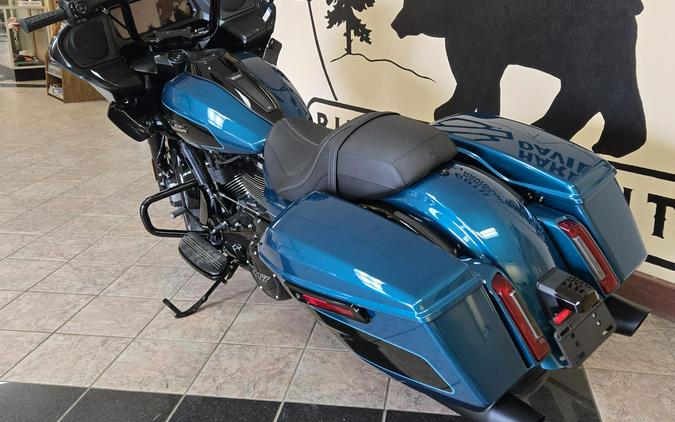 2026 Harley-Davidson® Road Glide® Aurora Blue Denim Black Trim