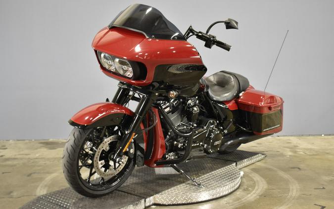 2021 Harley-Davidson Road Glide Special Billiard Red/Vivid Black