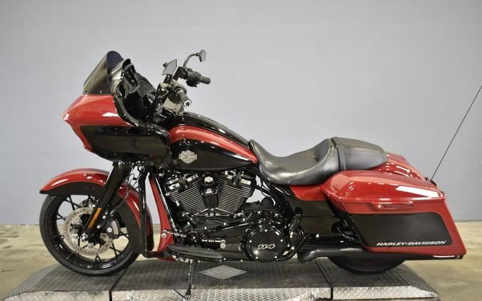 2021 Harley-Davidson Road Glide Special Billiard Red/Vivid Black