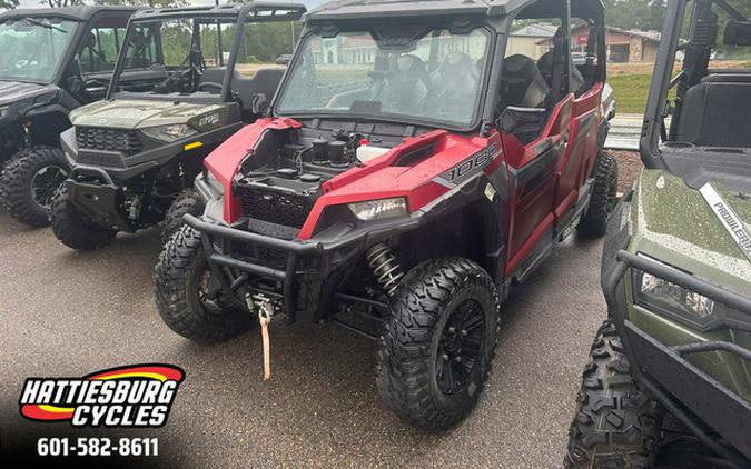 2018 Polaris General 4 1000 EPS Ride Command Edition Matte Sunset Red 1000 EPS RIDE COMMANDT Edition