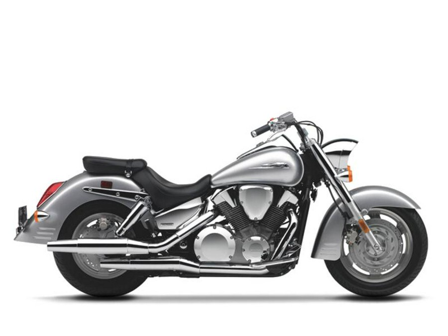 2009 Honda® VTX1300 R