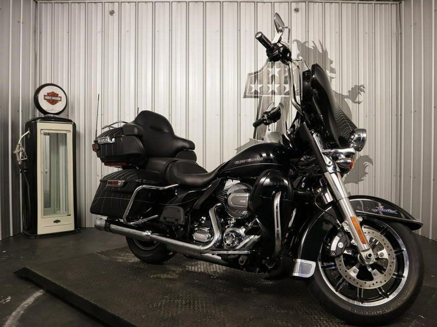 2015 Harley-Davidson® FLHTKL - Ultra Limited Low