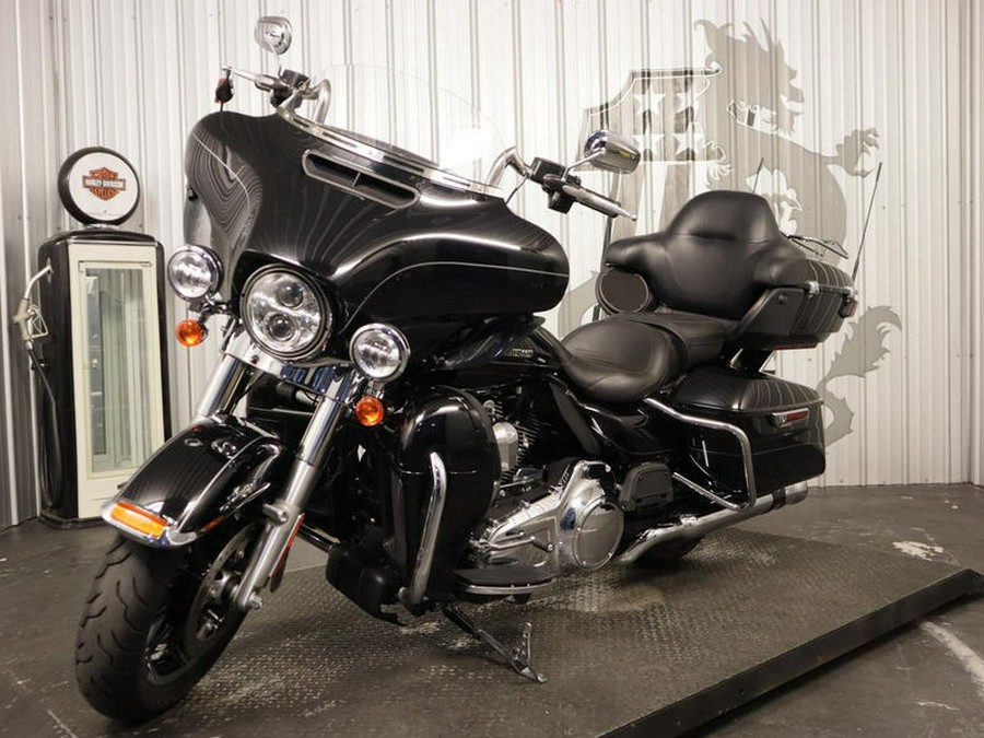 2015 Harley-Davidson® FLHTKL - Ultra Limited Low