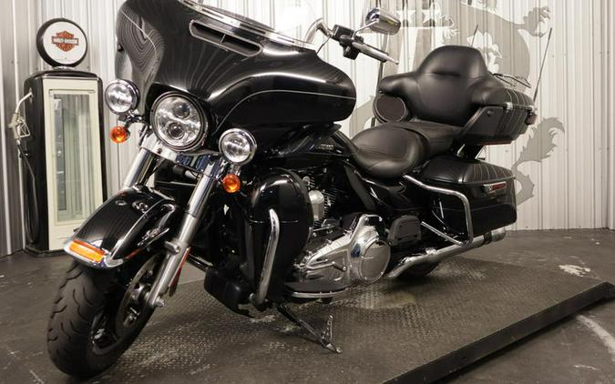 2015 Harley-Davidson® FLHTKL - Ultra Limited Low