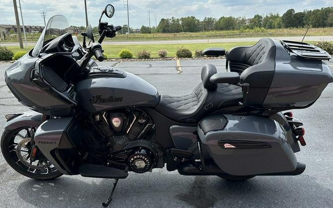 2024 Indian Motorcycle® Pursuit Dark Horse® with PowerBand Audio Package