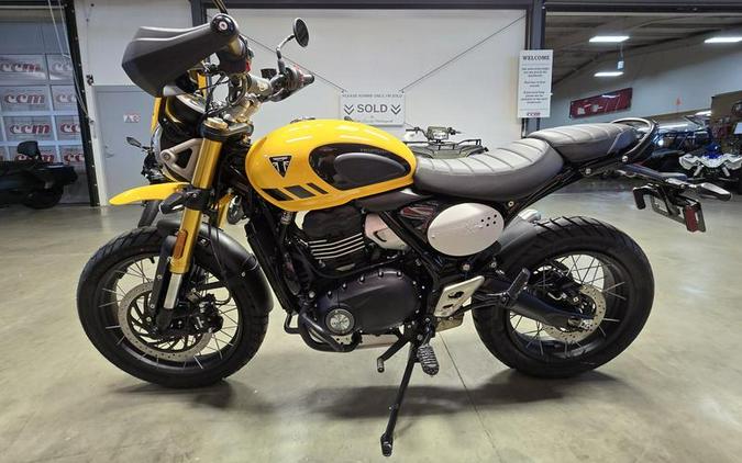 2026 Triumph Scrambler 400 XC Racing Yellow