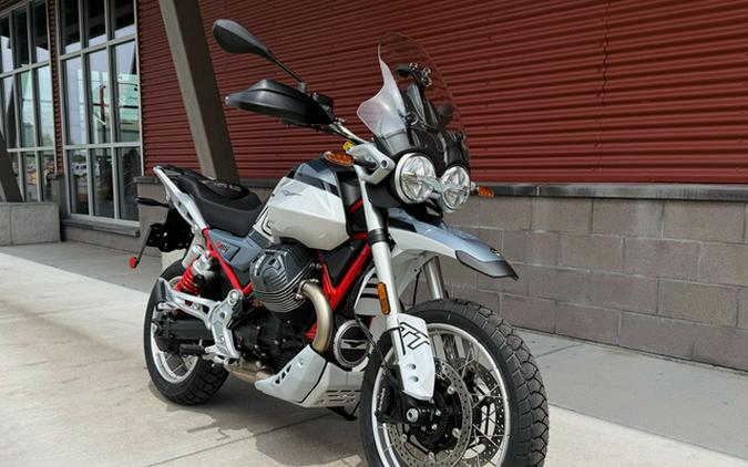 2025 Moto Guzzi V85 TT E5+
