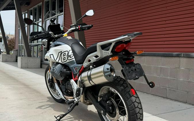 2025 Moto Guzzi V85 TT E5+
