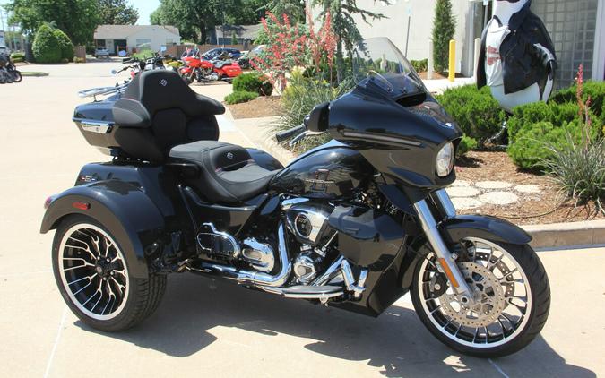 2026 Harley-Davidson Street Glide 3 Limited Liberty Edition