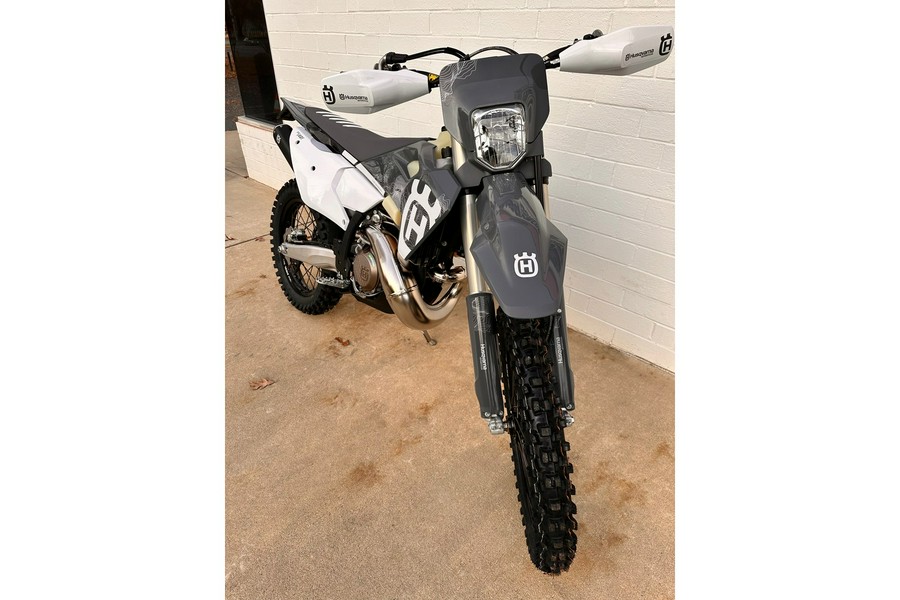 2024 Husqvarna Motorcycles TE 300 PRO