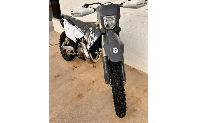 2024 Husqvarna Motorcycles TE 300 PRO