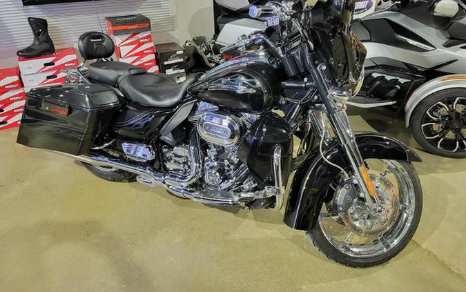 2012 Harley-Davidson FLHXSE3 - CVO Street Glide