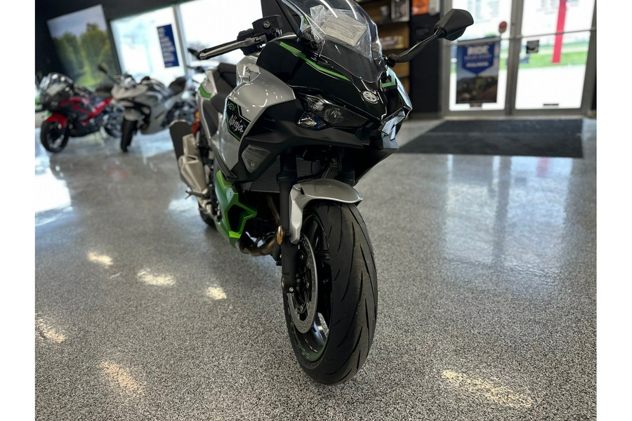 2024 Kawasaki Ninja 7 Hybrid ABS